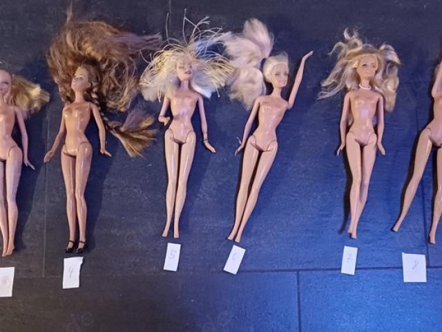 9 sehr gut erhaltene Barbies, 29 cm - 1